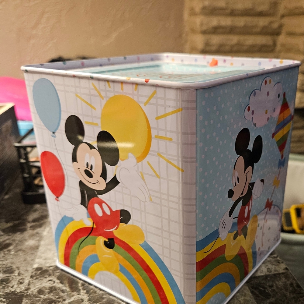 Disney Baby Mickey Mouse In The Box - Picture 4 of 7
